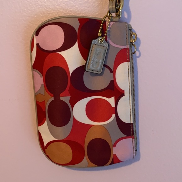 Coach wristlet - Picture 4 of 15